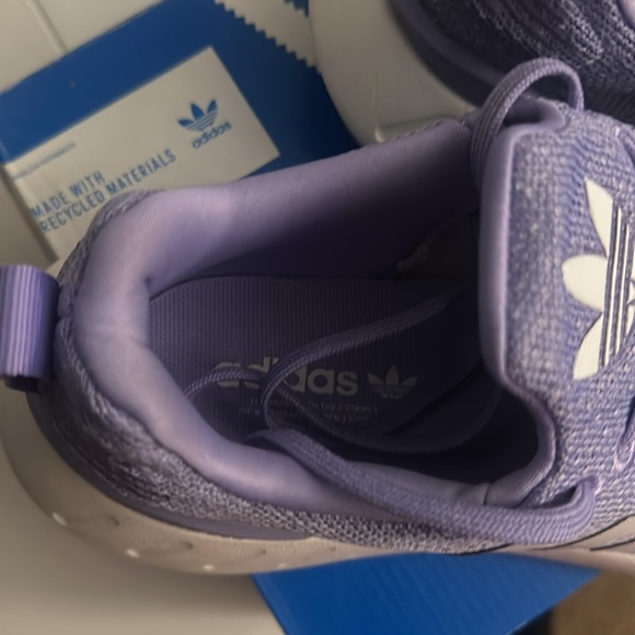 Women’s Adidas swift run 22 w shoes - Picture 2 of 5